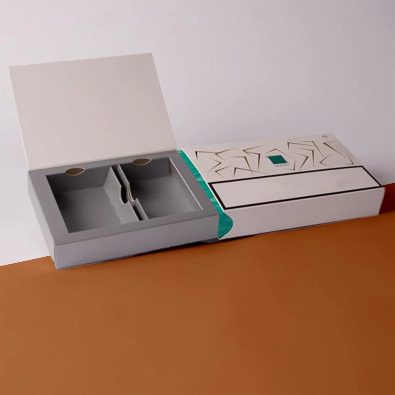 Crossing Box Divider