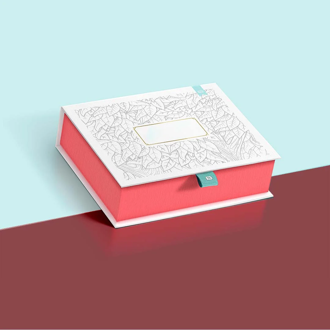 White Gifts Packaging